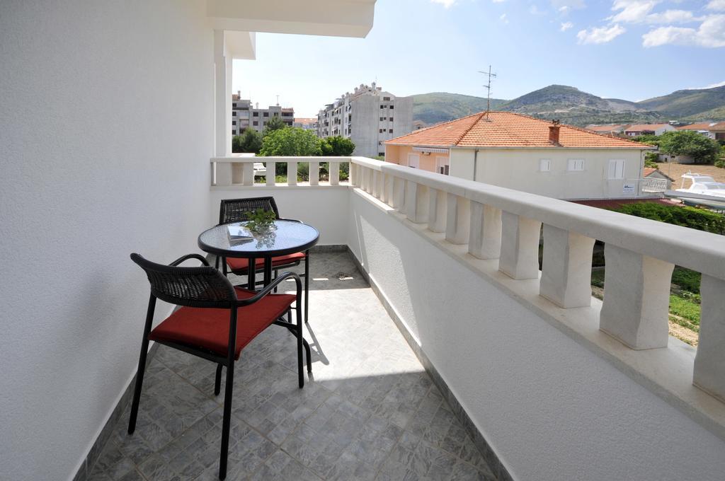Villa Lida 2 Trogir Buitenkant foto